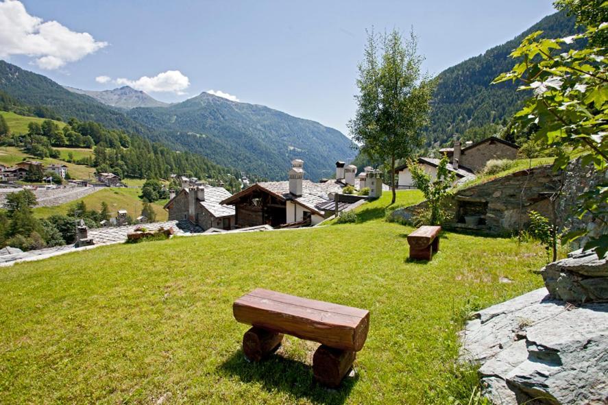 B&B A Pankeo Valtournenche Luaran gambar